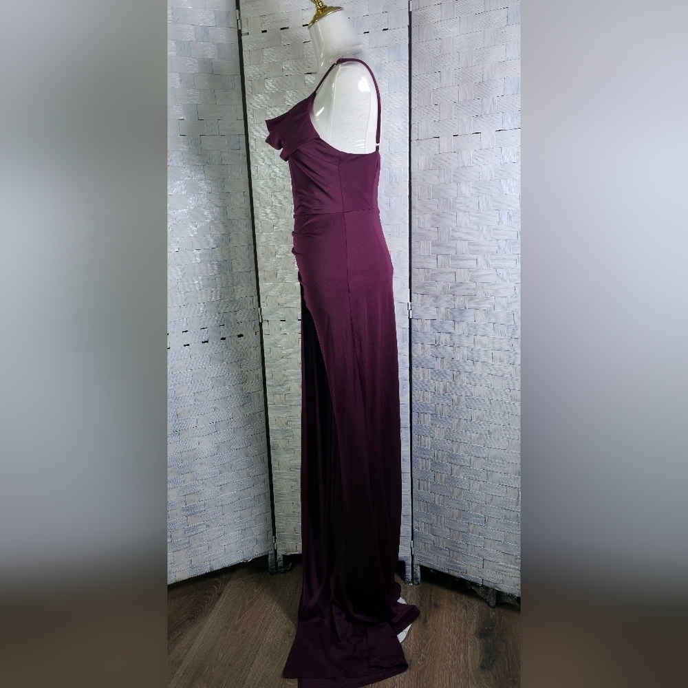 Faeriesty Evening Gown - Picture 4 of 6